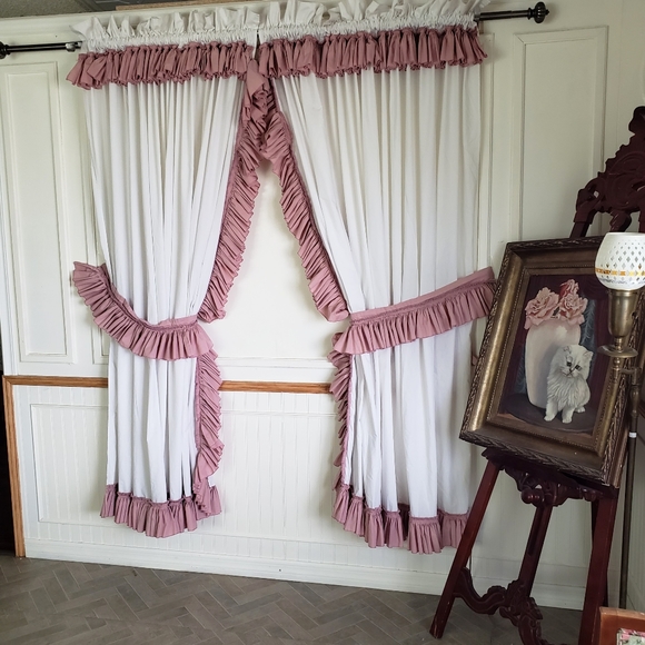 Vtg Priscilla Curtain Panels Ruffled 168W x 78L - Picture 2 of 12